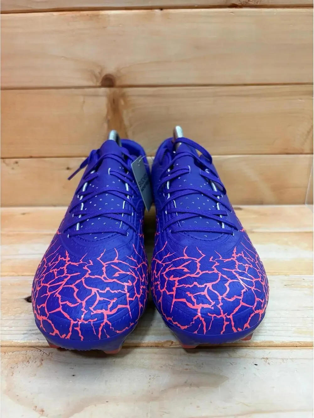 Skechers Men’s Purple & Pink Athletic Cleats - Crackle Design